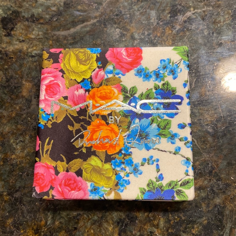 MAC Richard Quinn Collection Limited Edition Powder Blush Duo-Sunset Boulevard